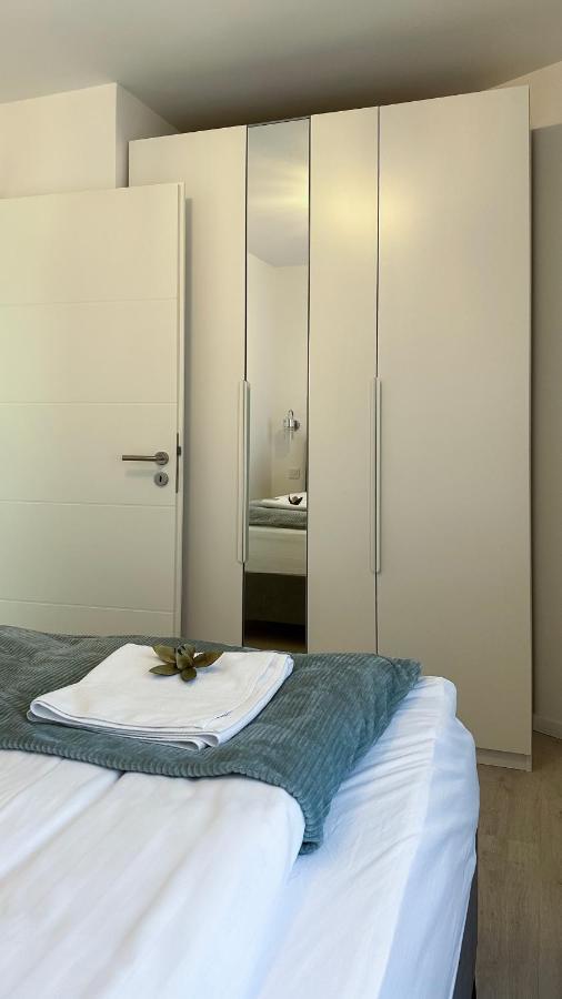 Linden Apartman 001 - Adults Only Mosonmagyaróvár Zewnętrze zdjęcie